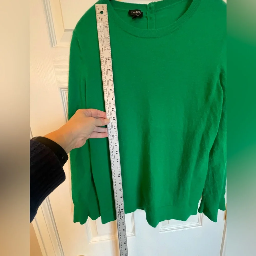 Talbots Green Knit Sweater‎ Bell Sleeves Back Button | Size M